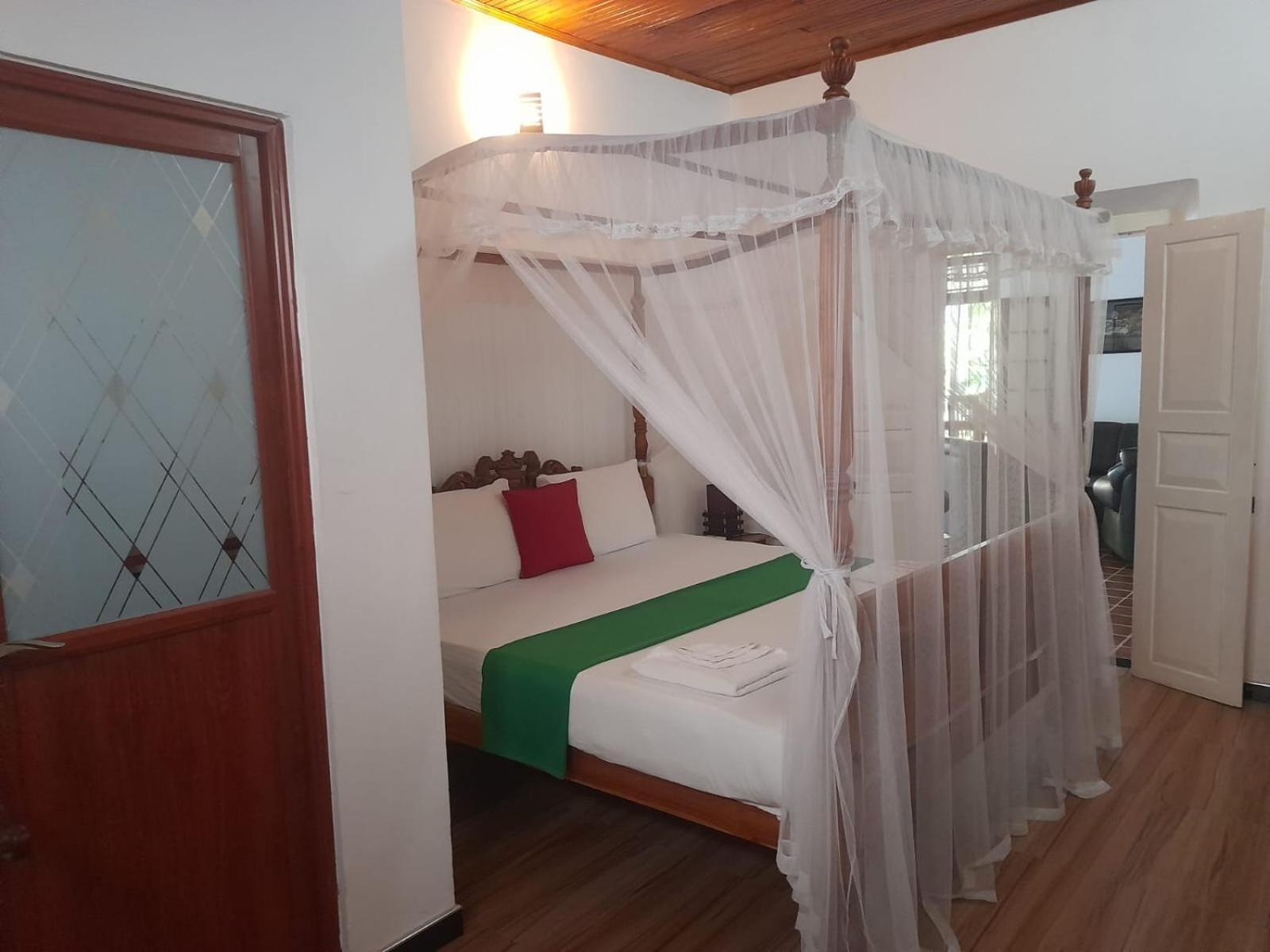 Tranquility Guest House Hikkaduwa Exterior foto
